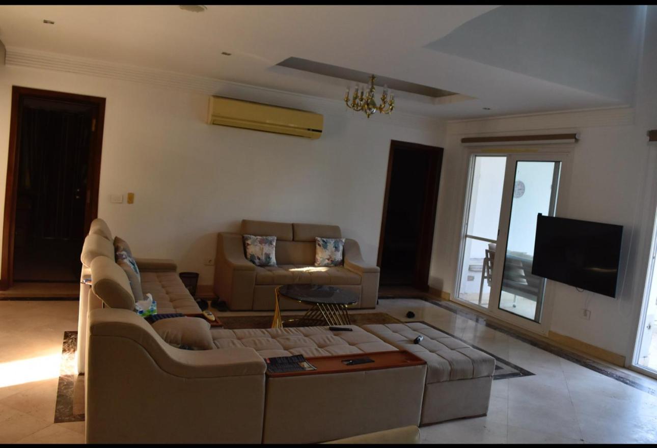 ريتز كارلتون بمسبح خاص واطلاله علي البحر اربع غرف نوم Villa Sharm el-Sheikh