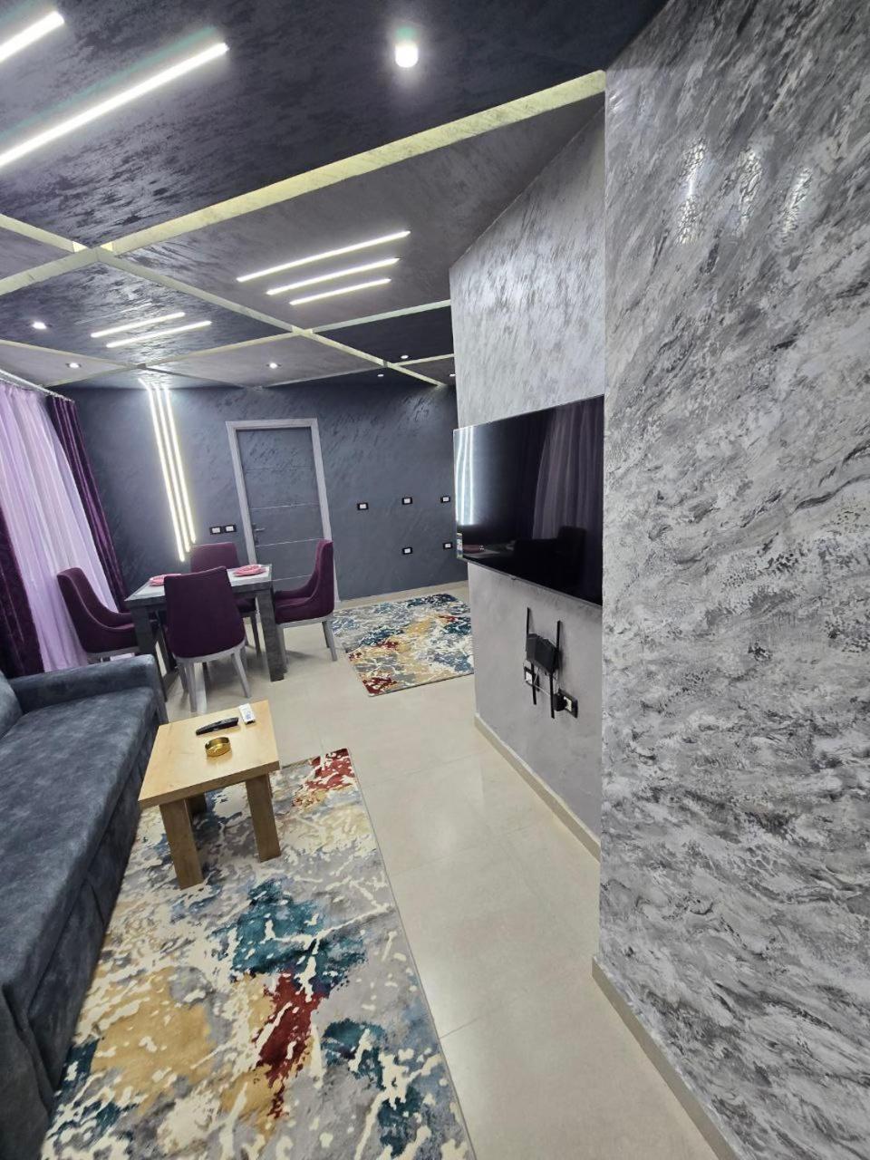 Chic 4 Apartment *