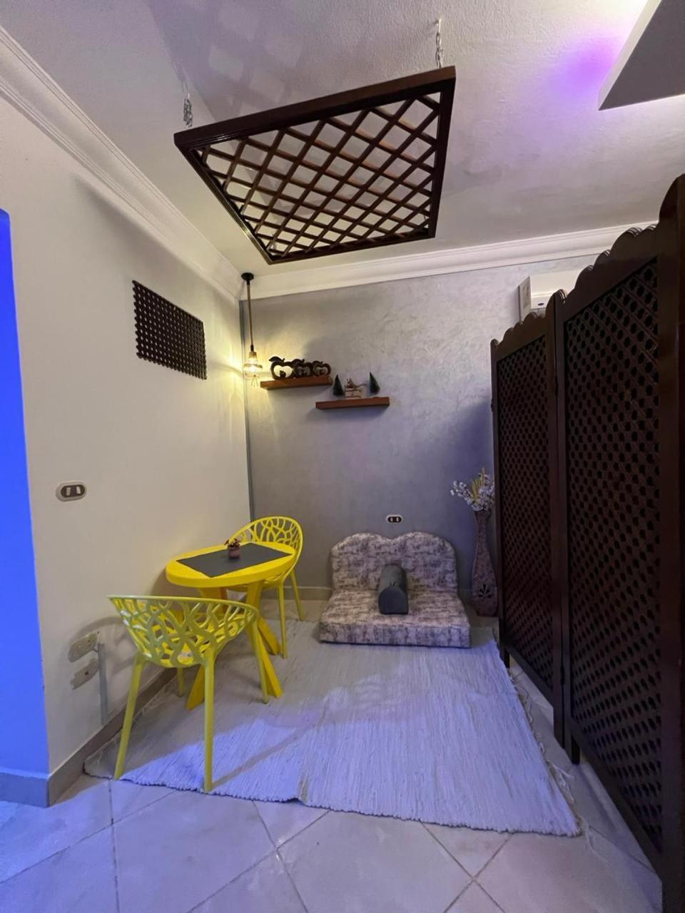 Delta Apartment *