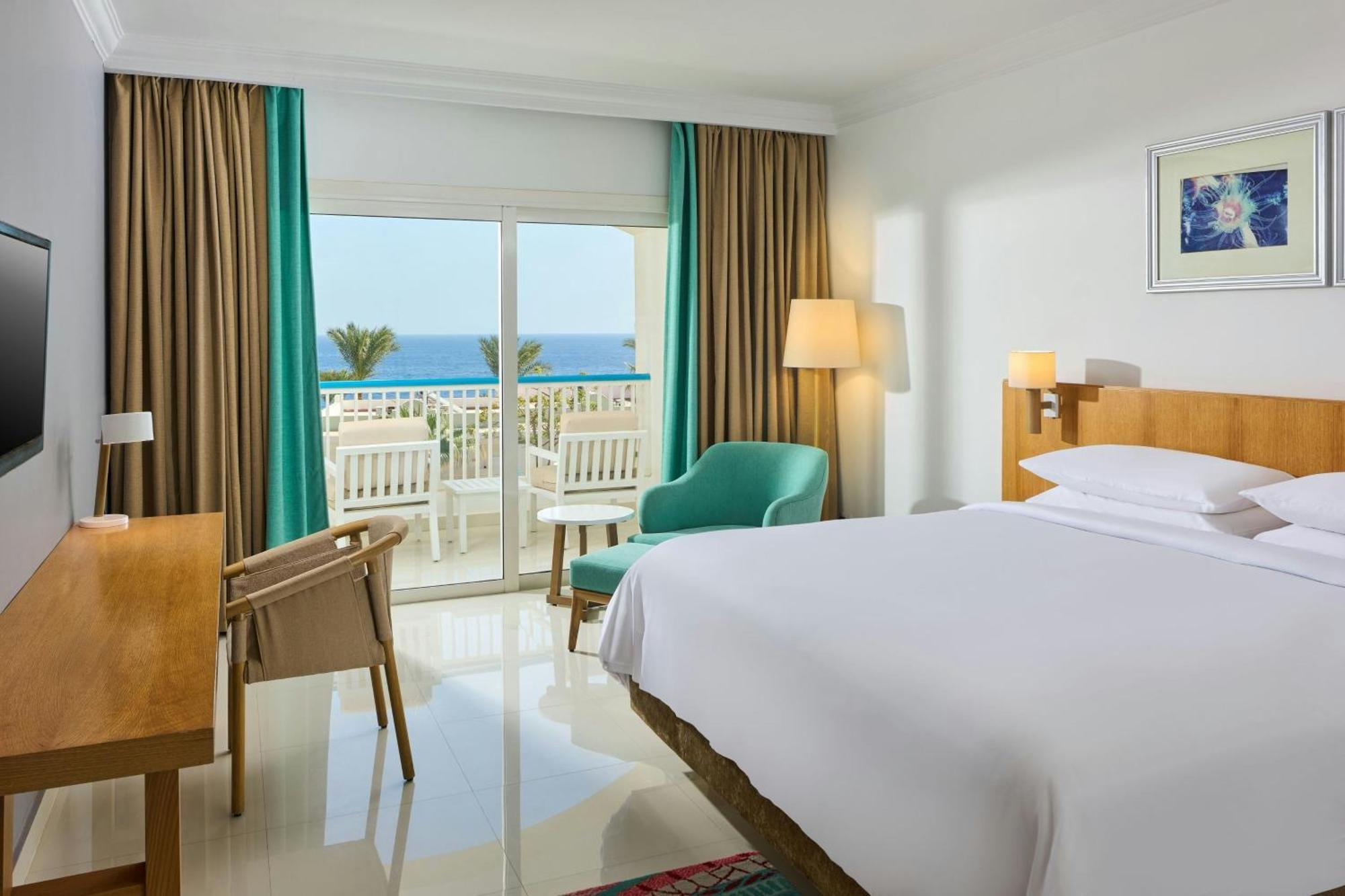 Resort Renaissance Sheikh Golden View Beach
