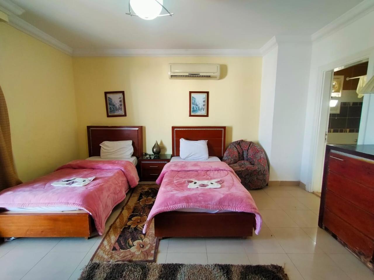 Delta 209-80 Apartment *