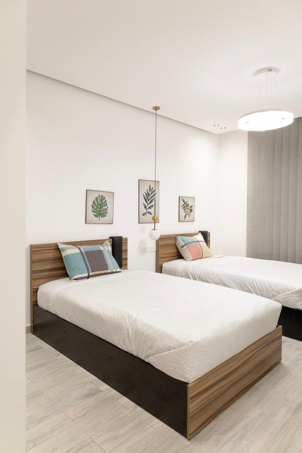 Villa Coral Cove By The With Modern Elegance