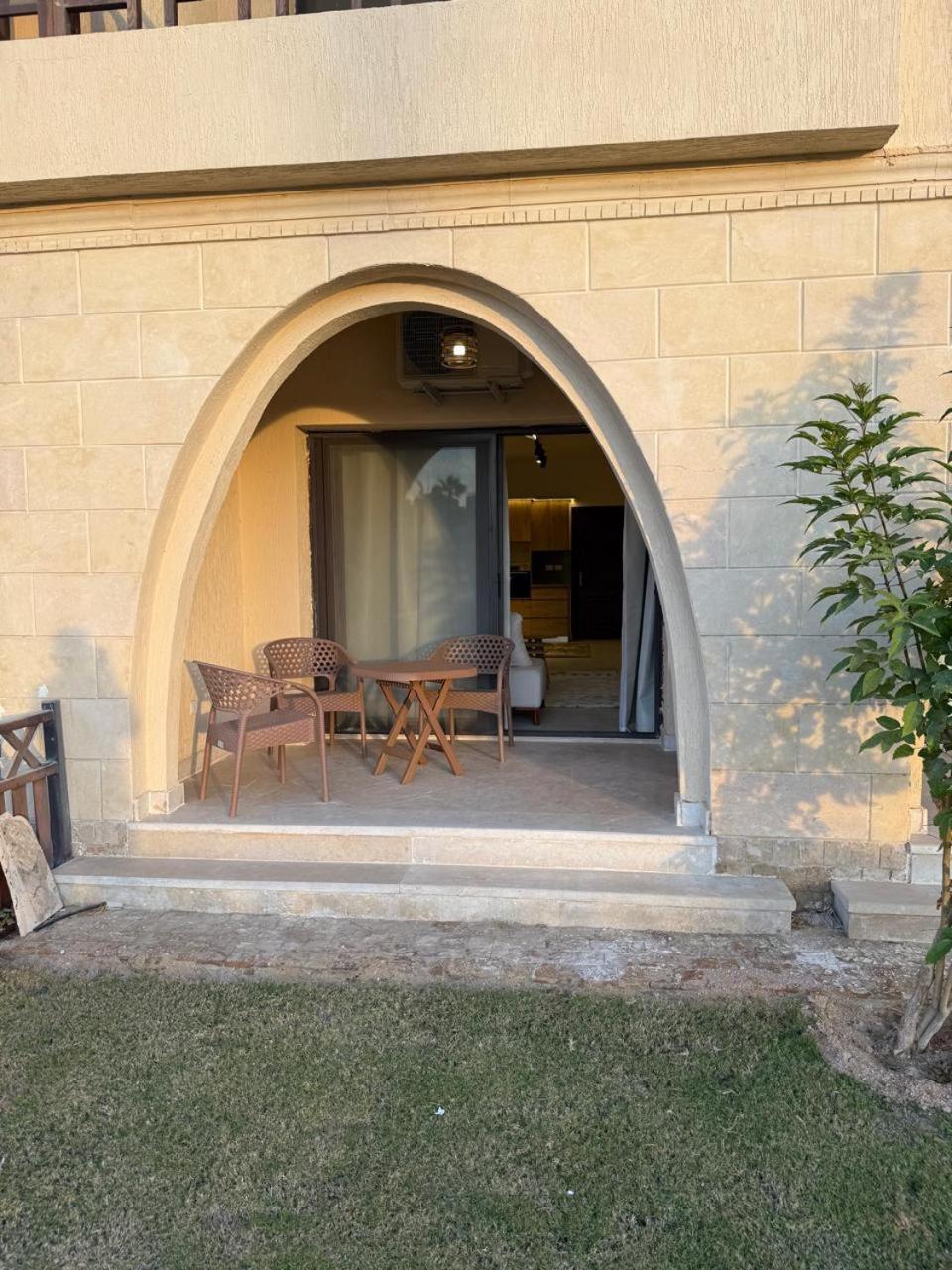 One Bd Golf Heights Sheikh Free Wifi