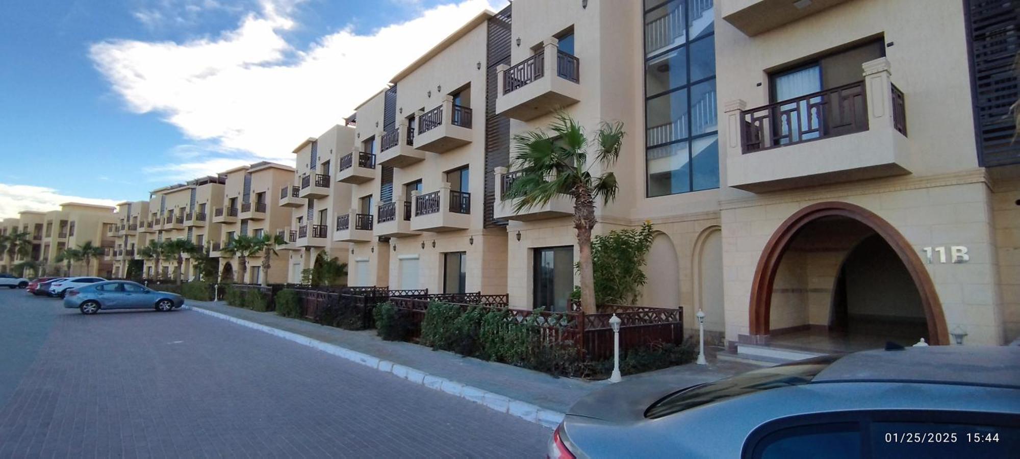 One Bd Golf Heights Sheikh Free Wifi