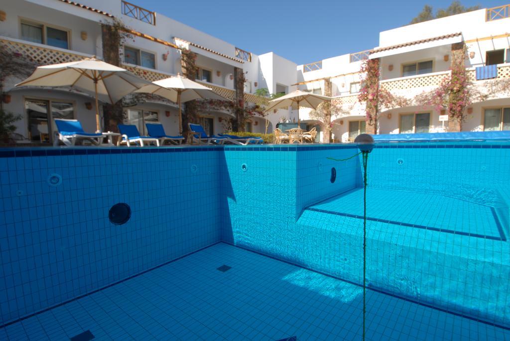 Camel Dive Club & - Boutique Resort