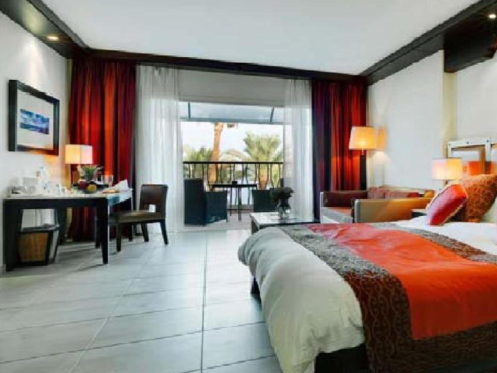 Resort Grand Rotana & Spa 5*