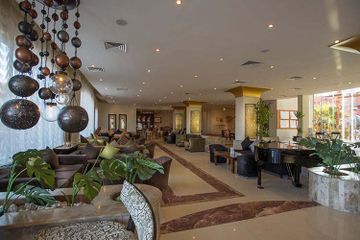 Aurora Oriental Hotel