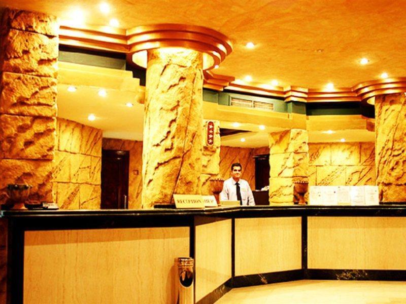 Hotel Gardenia Plaza And