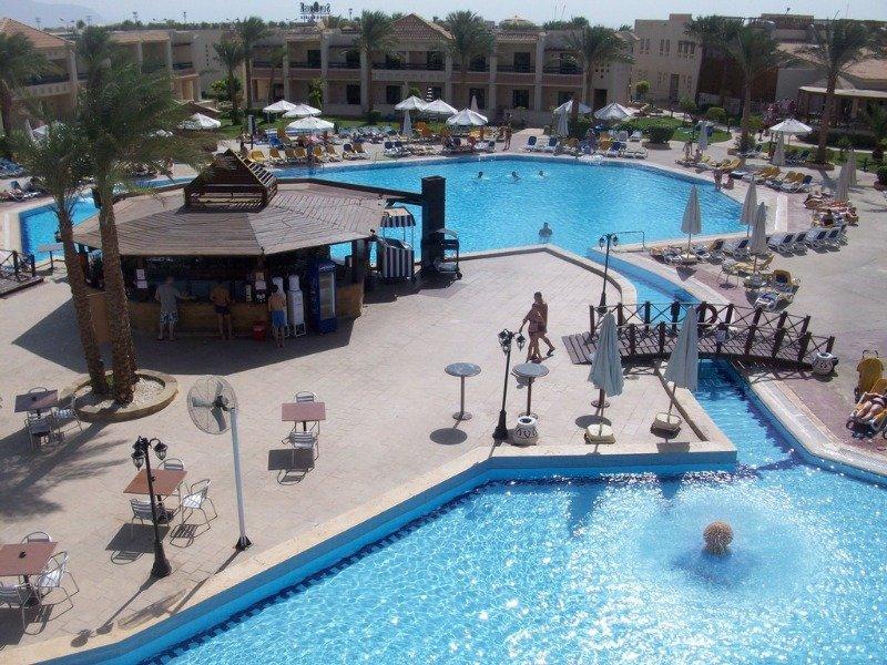Resort Island Garden