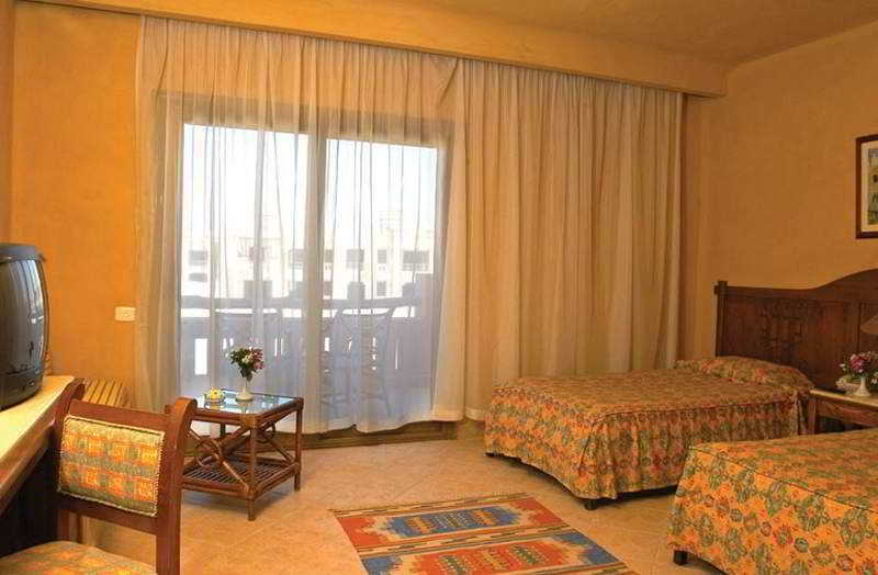 Charmillion Sea Life Resort