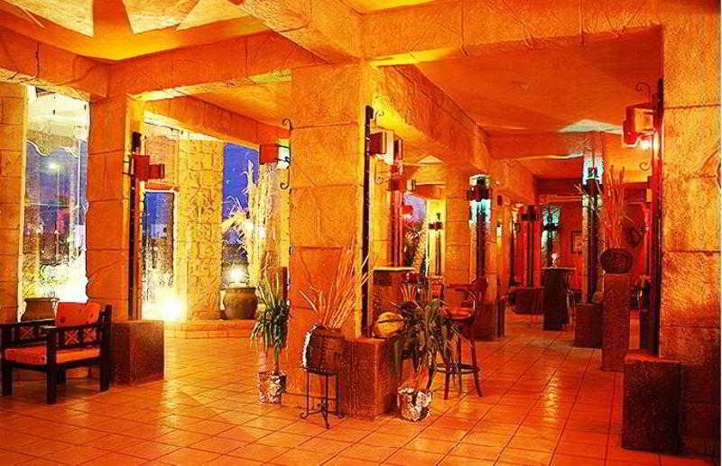 Gardenia Plaza And