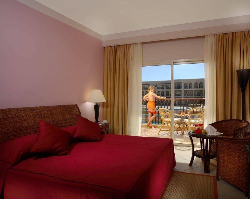 Jaz Mirabel Club 4*