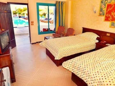 Ocean Club Resort 2*