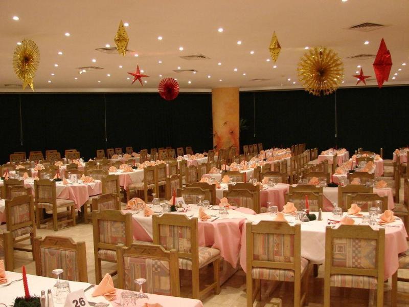 Hotel Veraclub Queen Village 4*