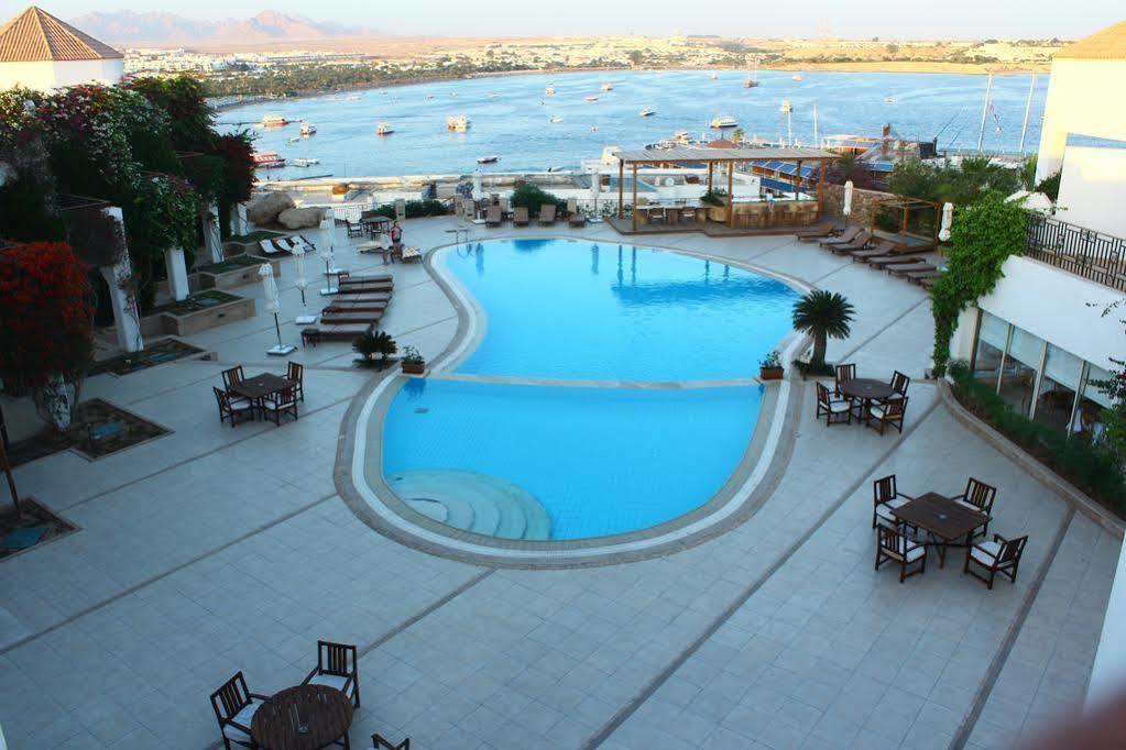 Eden Rock Namaa Bay Resort
