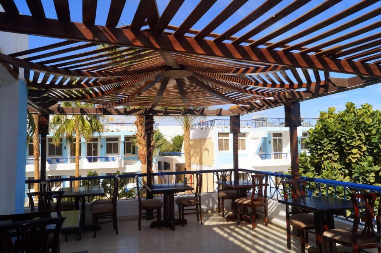 Seven Heaven Hotel 3*