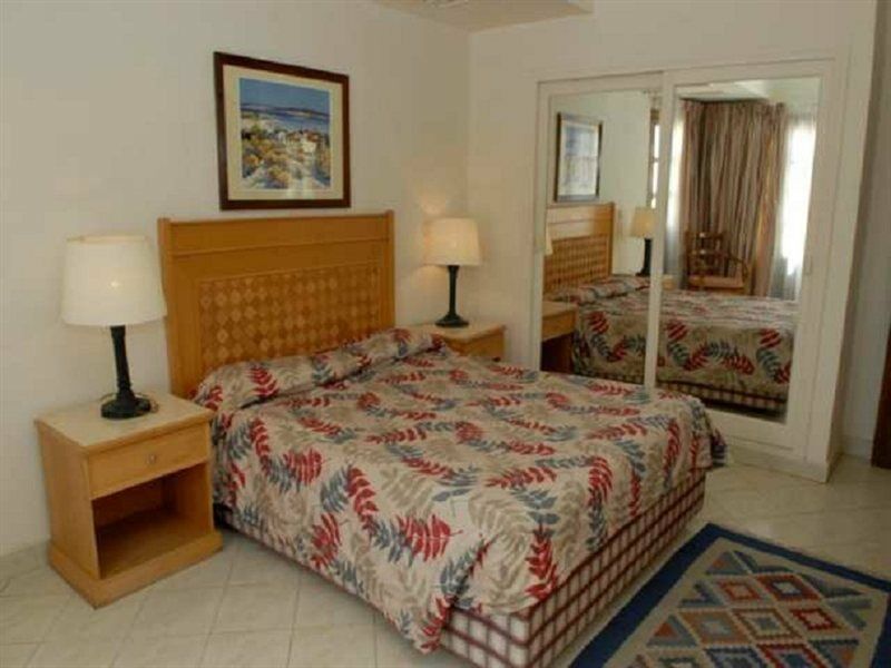 Mexicana Resort