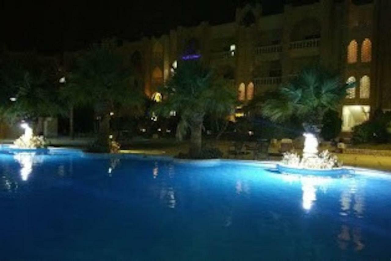 One-bedroom S2 In Vip Zone Sunny Lakes Apartment