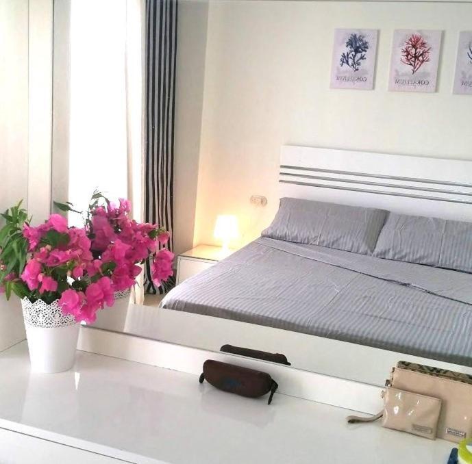 One-bedroom S2 In Vip Zone Sunny Lakes Apartment *