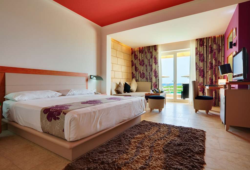 Barcelo Tiran Resort 4*