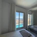 Luxury 1 Bedroom Sea Front Apartment
