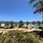 Sultan Sunscape - Premium Sea View Apartment At Domina Coral Bay