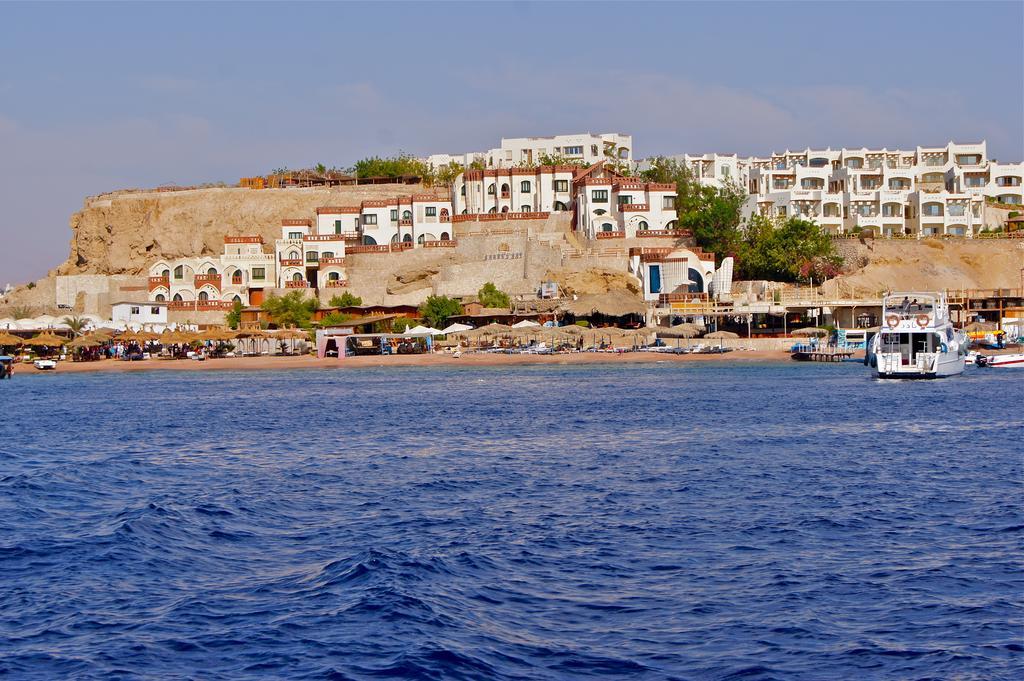Umbi Sharks Bay Diving Village 3*