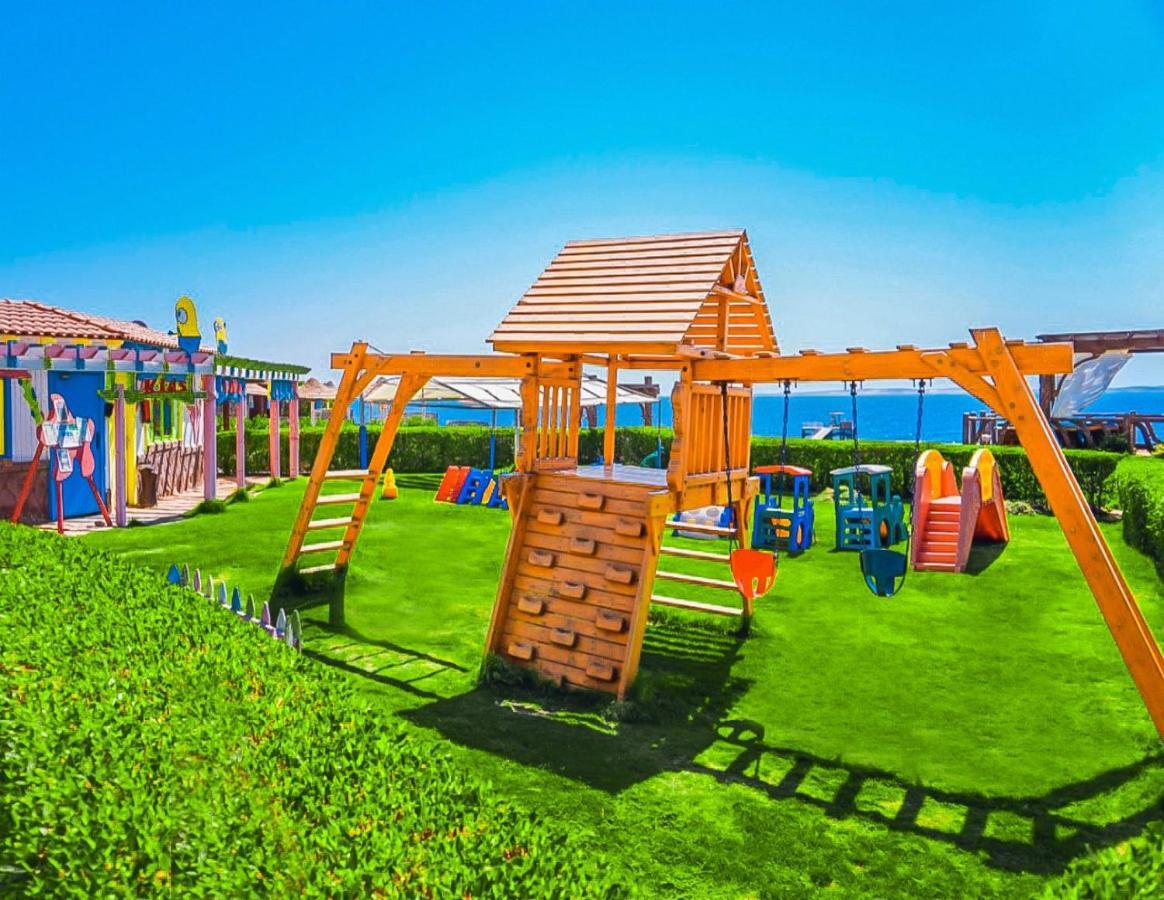 Charmillion Club Resort 5*