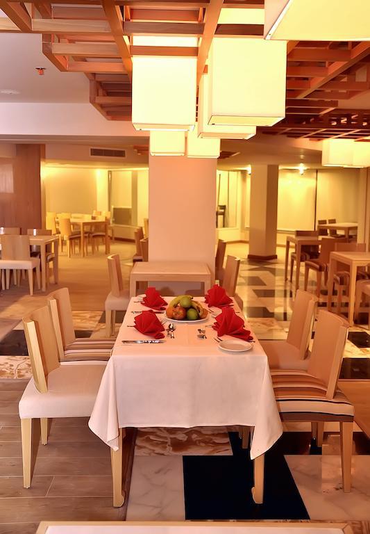 Sharming - Couples And Families Only 4*