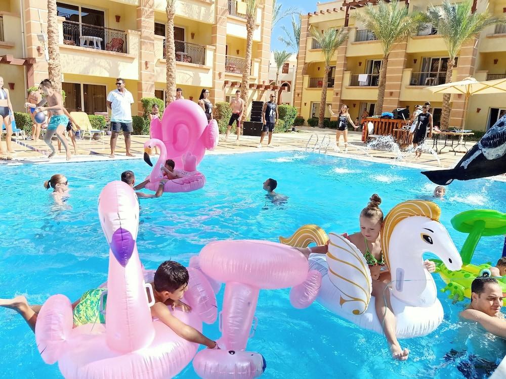 Sea Aqua Park 4*