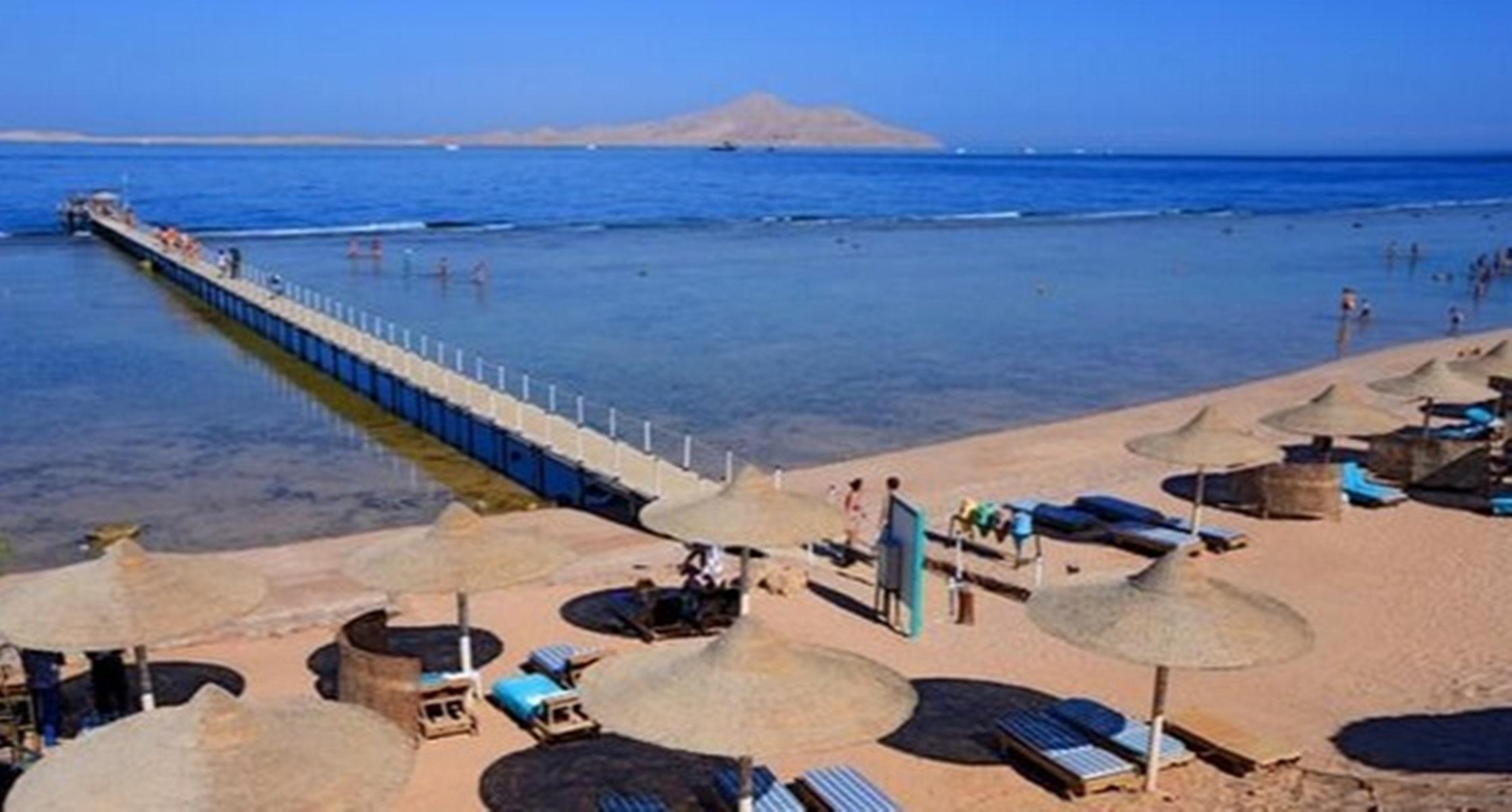 Charmillion Gardens Aquapark Resort 5*