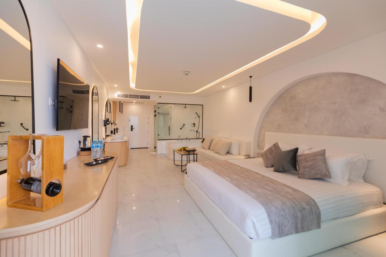 White Hills 5*