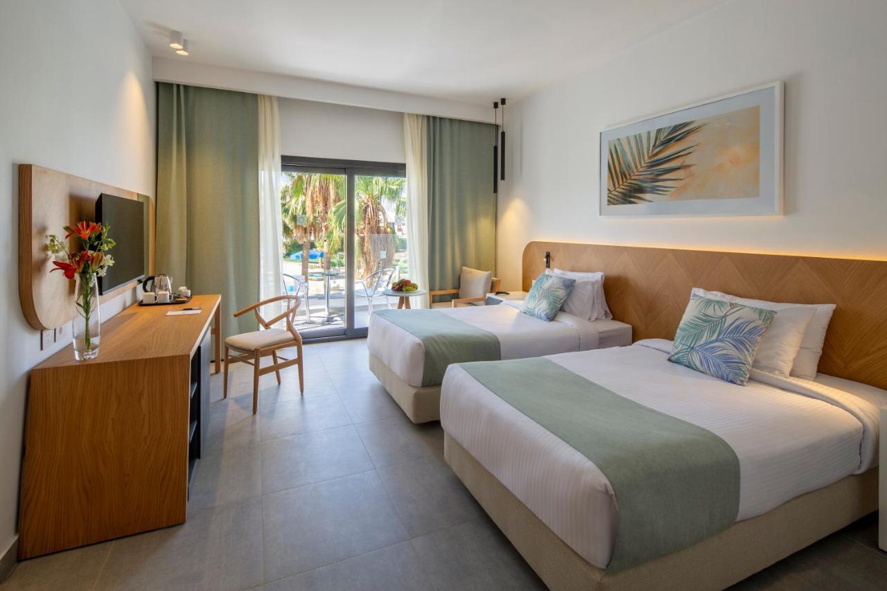 Amphoras Resort 5*