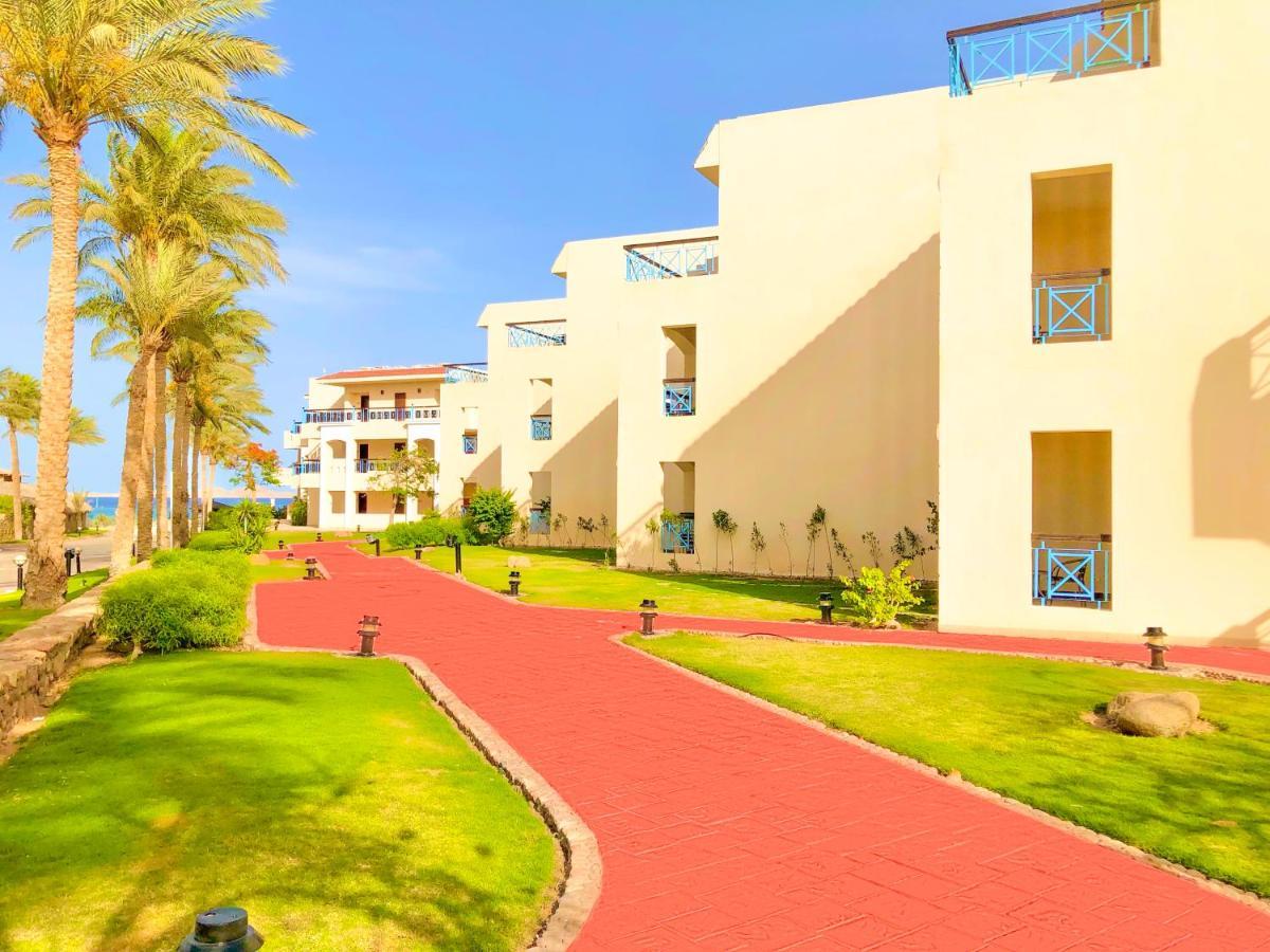 Ivy Cyrene Island Aqua Park (adults Only) 4*