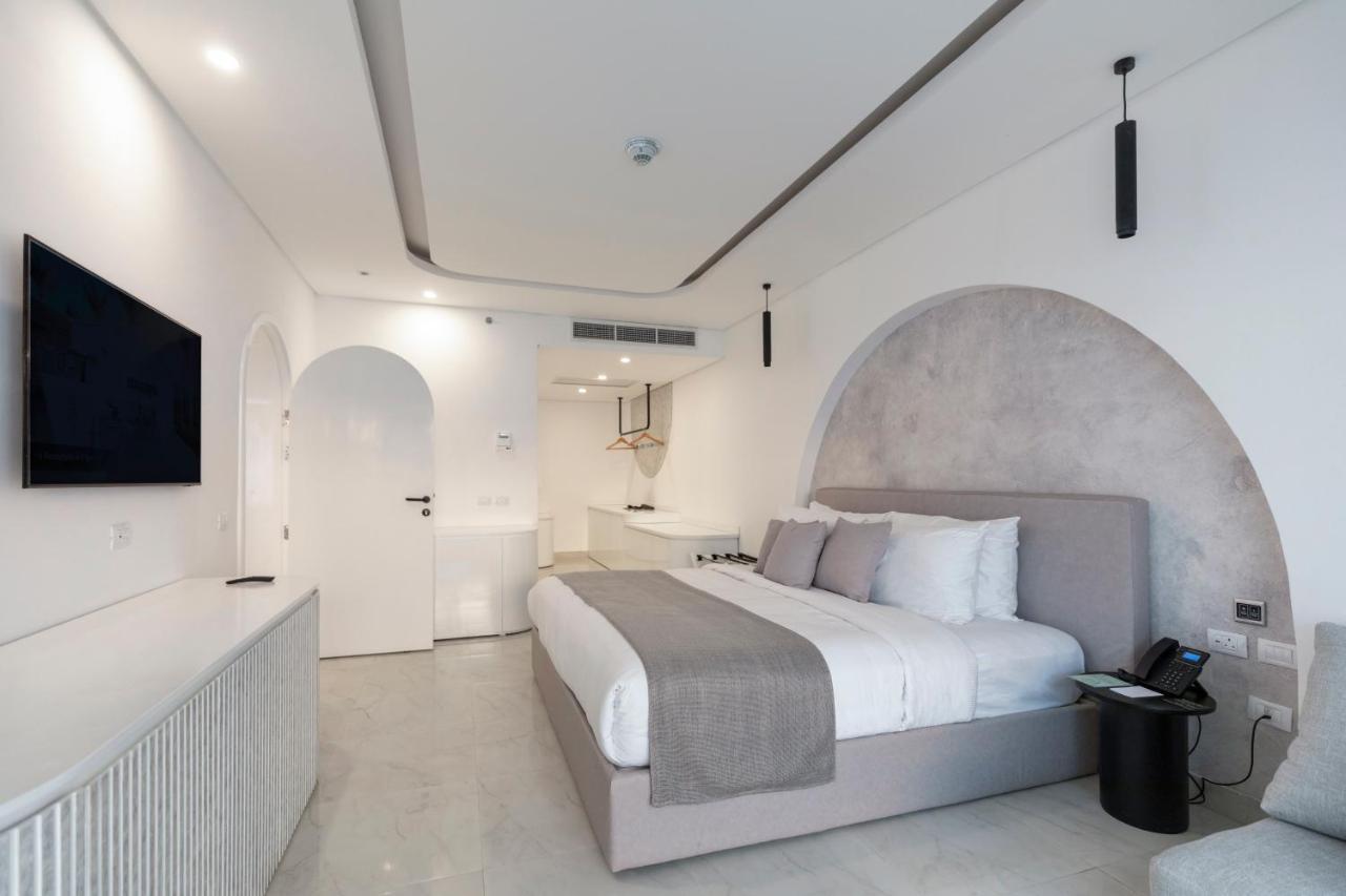 White Hills 5*