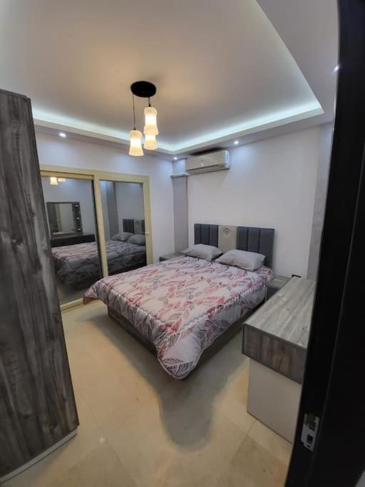 Royal 3 New 2 Bed Sea View With Infinity Pool Apartment *