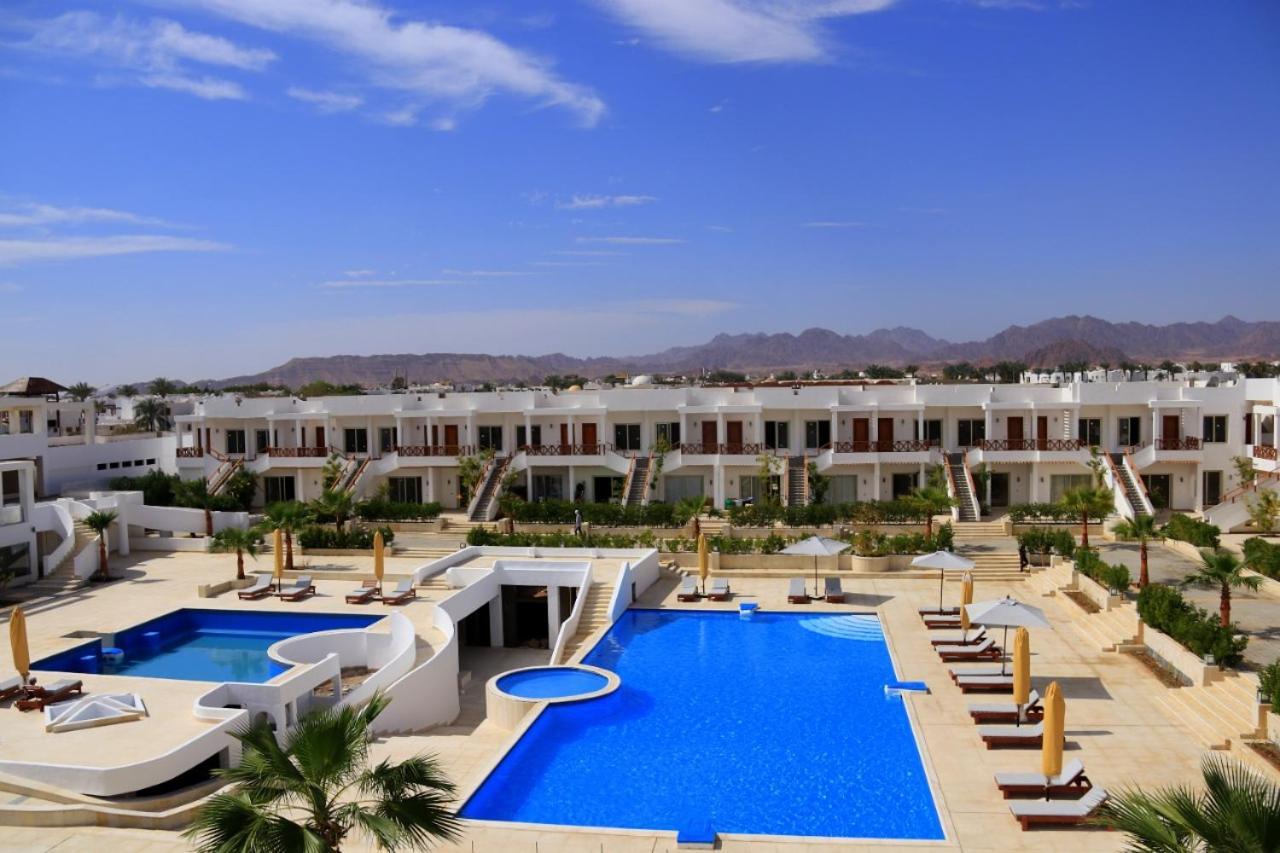 Aparthotel A *