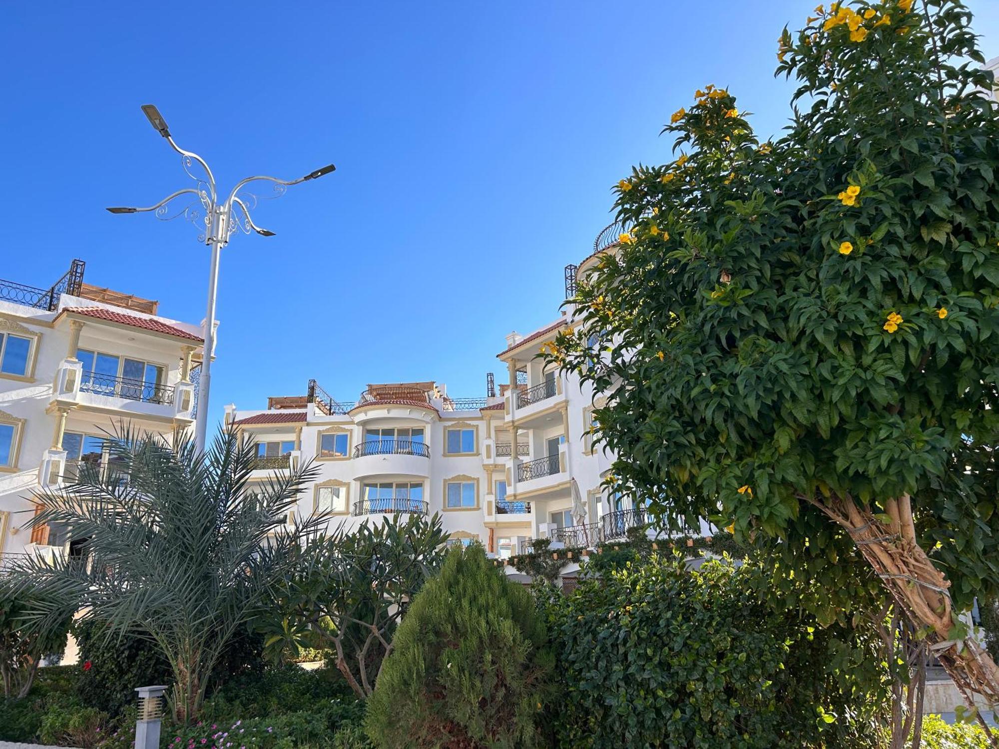 Appartement 3-bedroom On The Third Floor With 3 Balconies And Lovely Pool View, Street View And Free Access In Hills Sharm-el-Sheikh
