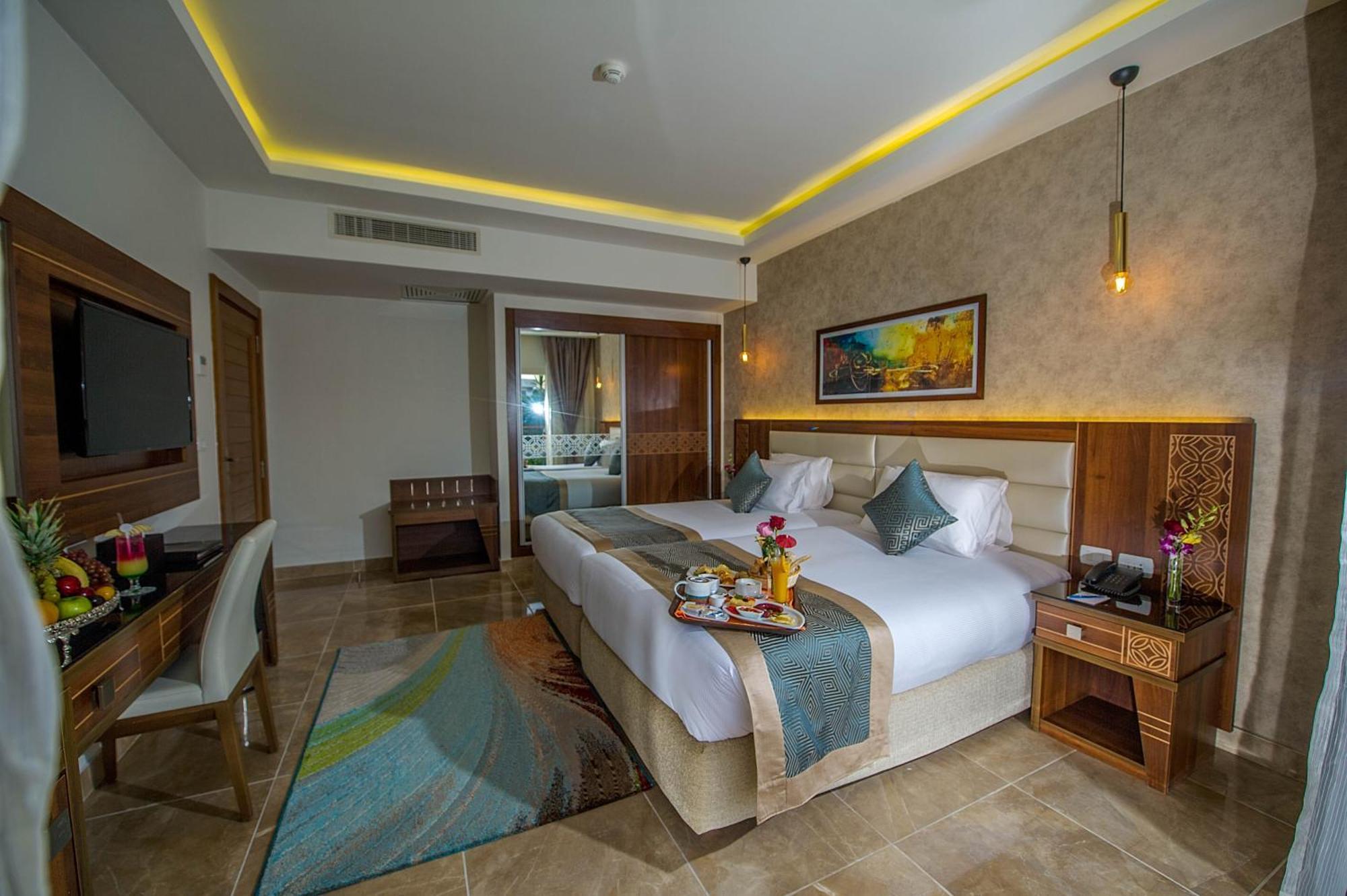 Pickalbatros Aqua Blu Sheikh Resort 4*
