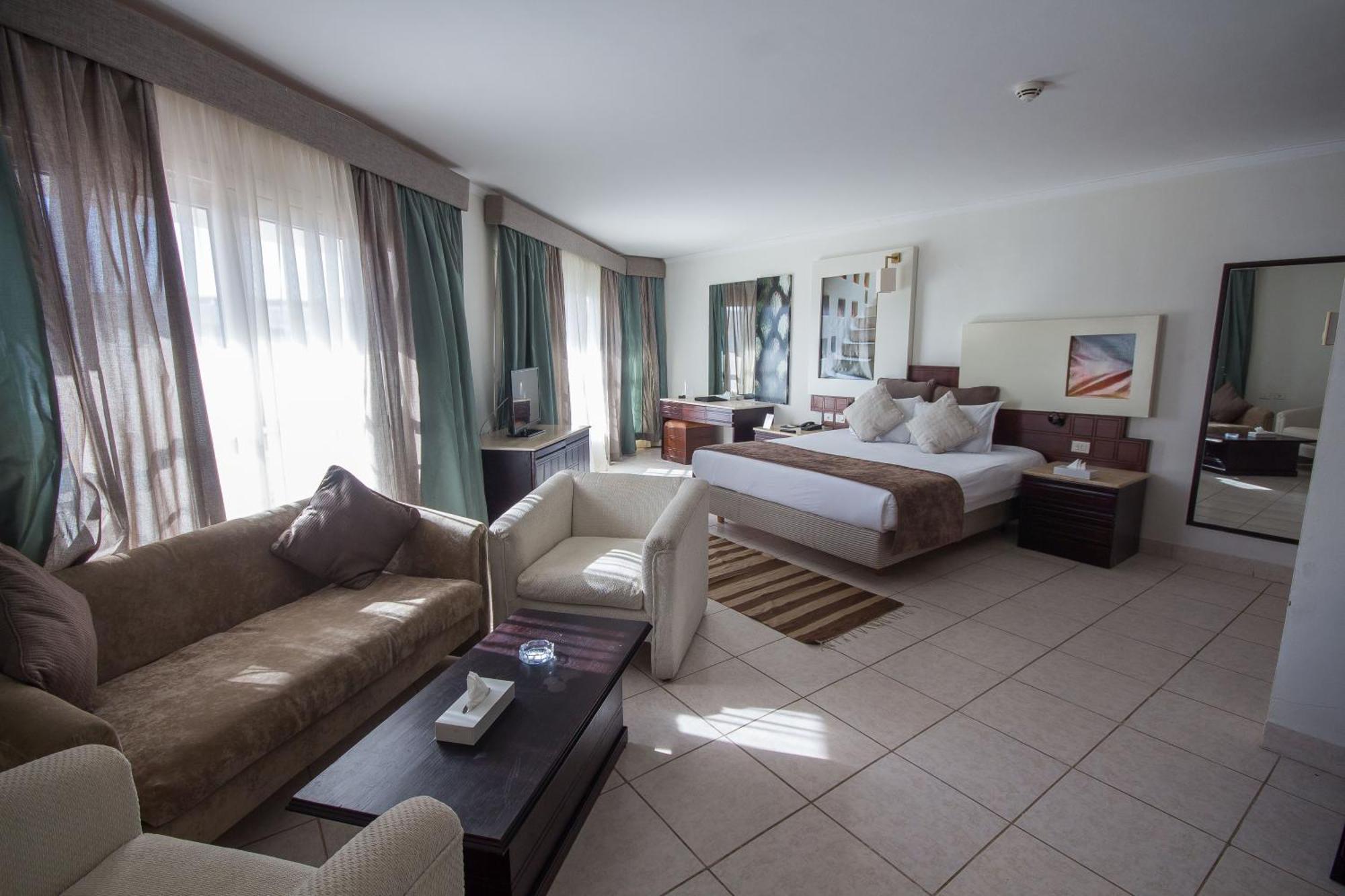Resort Sharming - Couples And Families Only