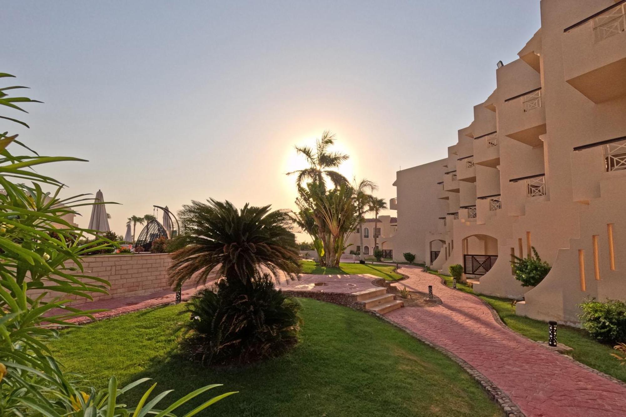 Ivy Cyrene Adults Friendly 13 Resort 4*
