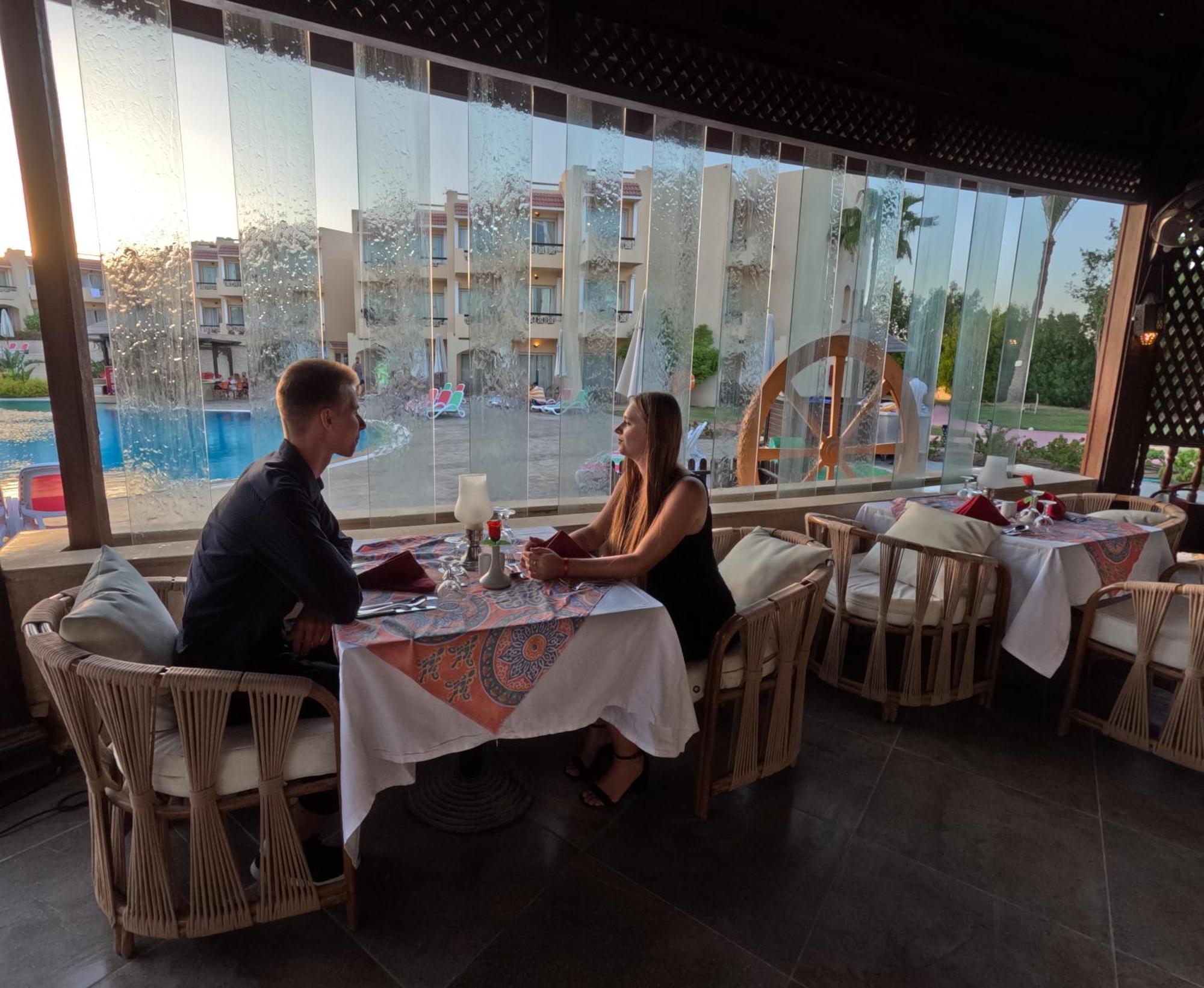 Resort Ivy Cyrene Adults Friendly 13
