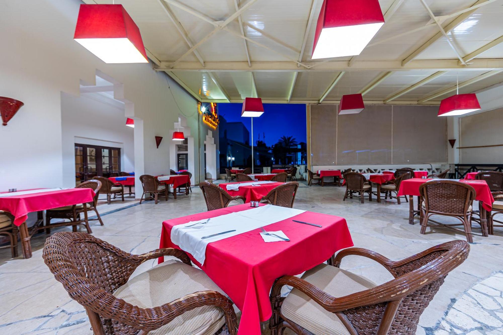 Hotel The Plaza 5*