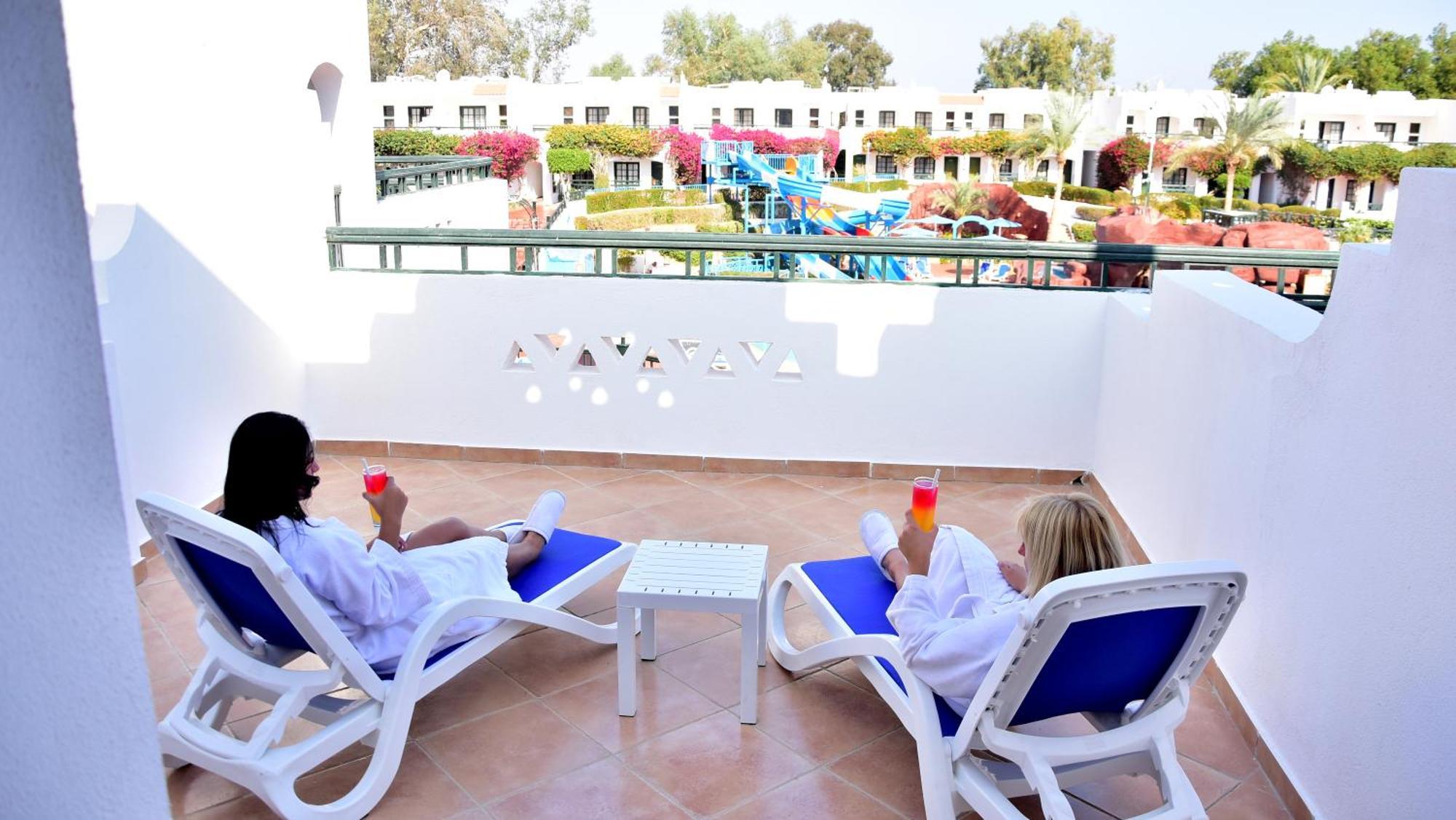Verginia & Aqua Park