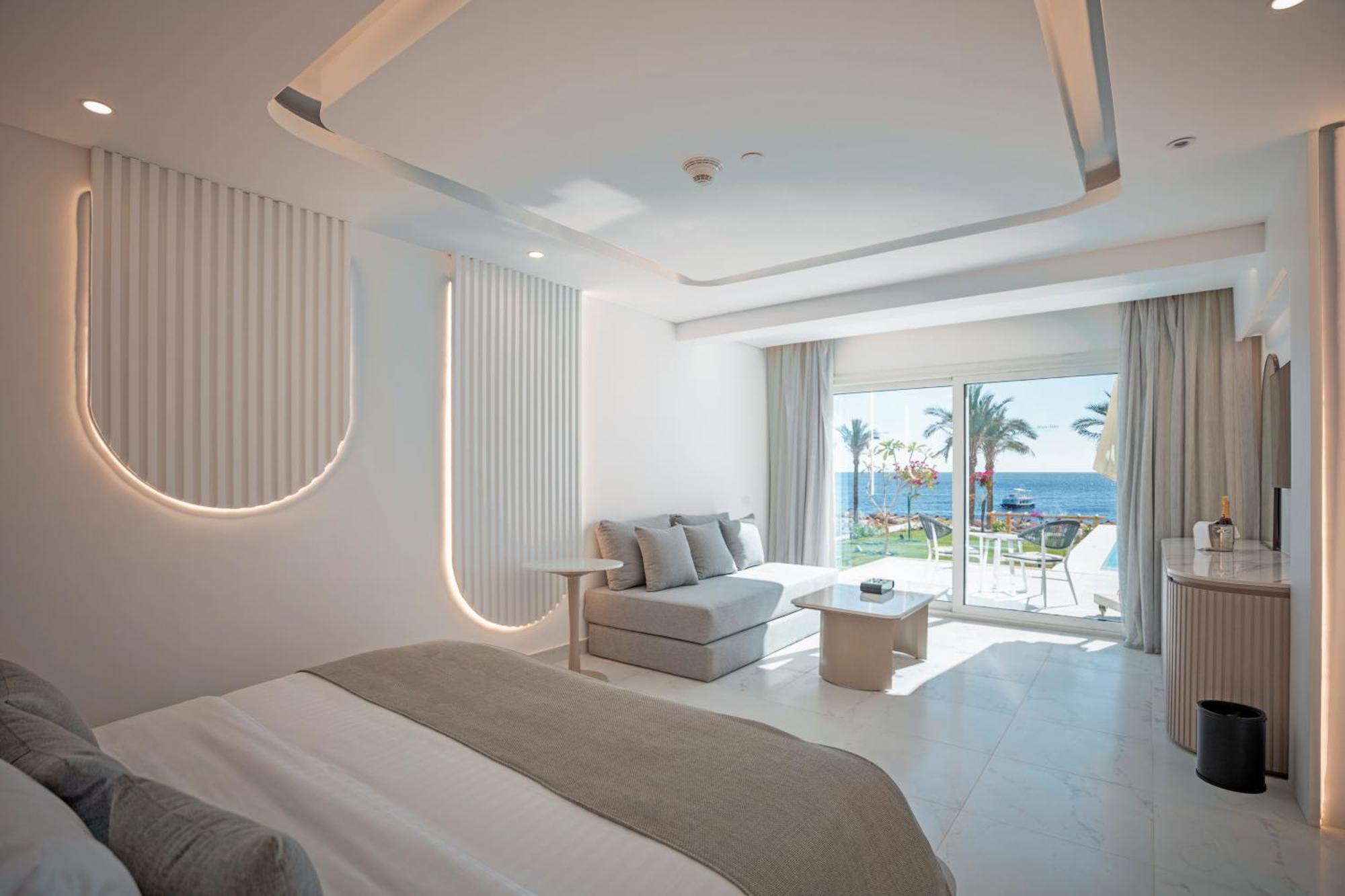 White Hills Resort 5*