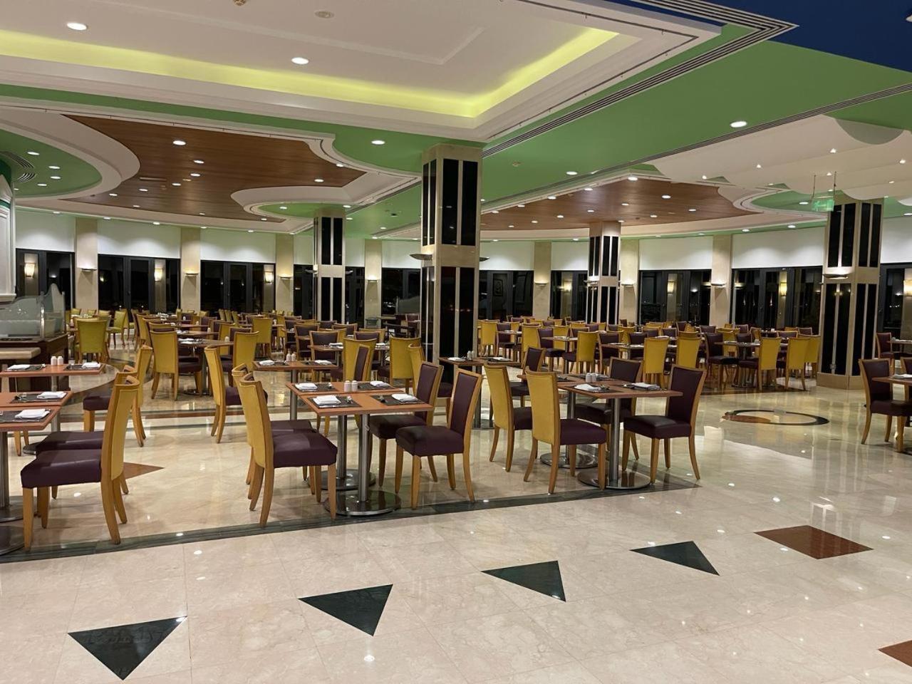 Reef Oasis Blue Bay & 5* Sharm el-Sheikh