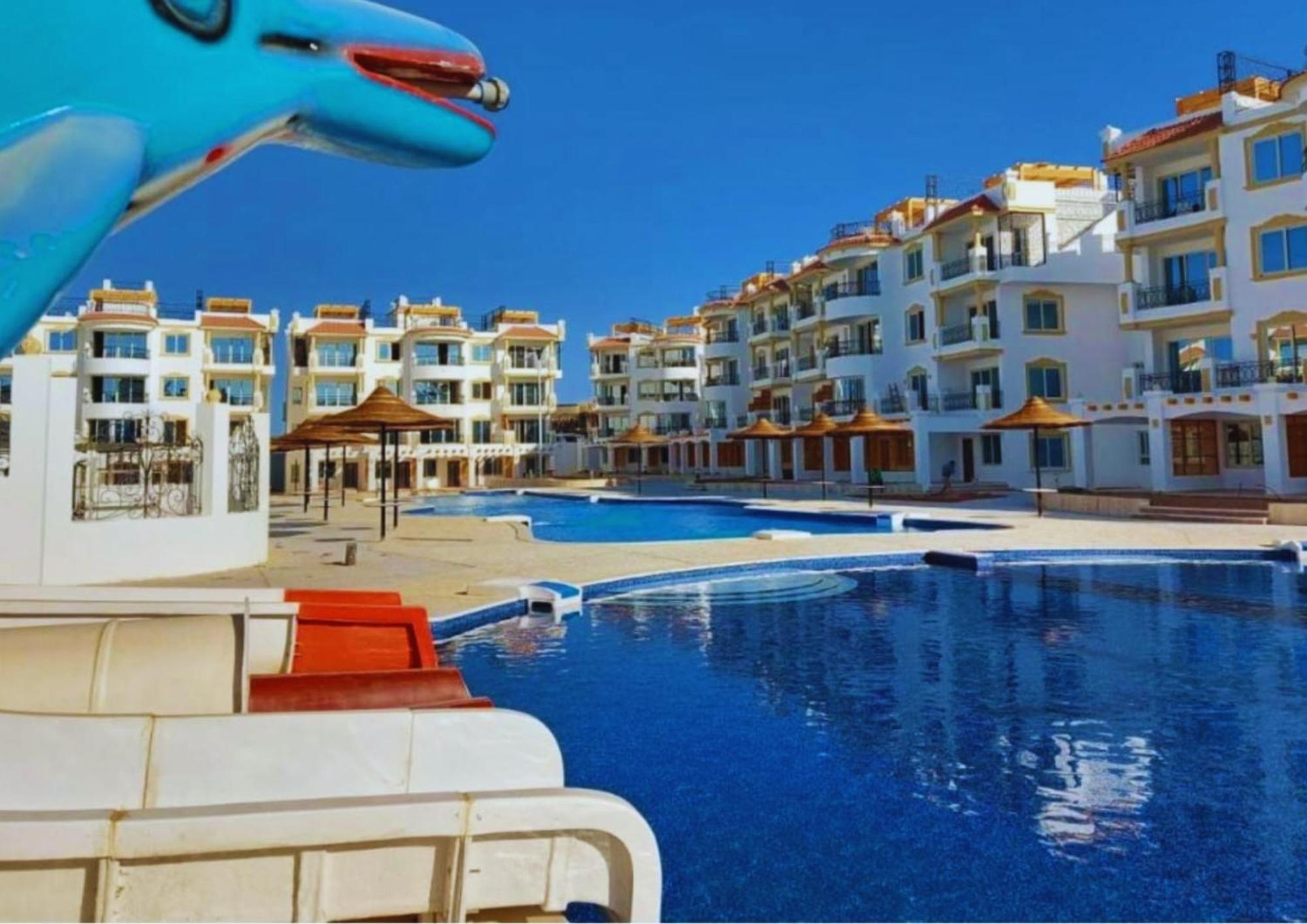 Luxury Hills Hotel