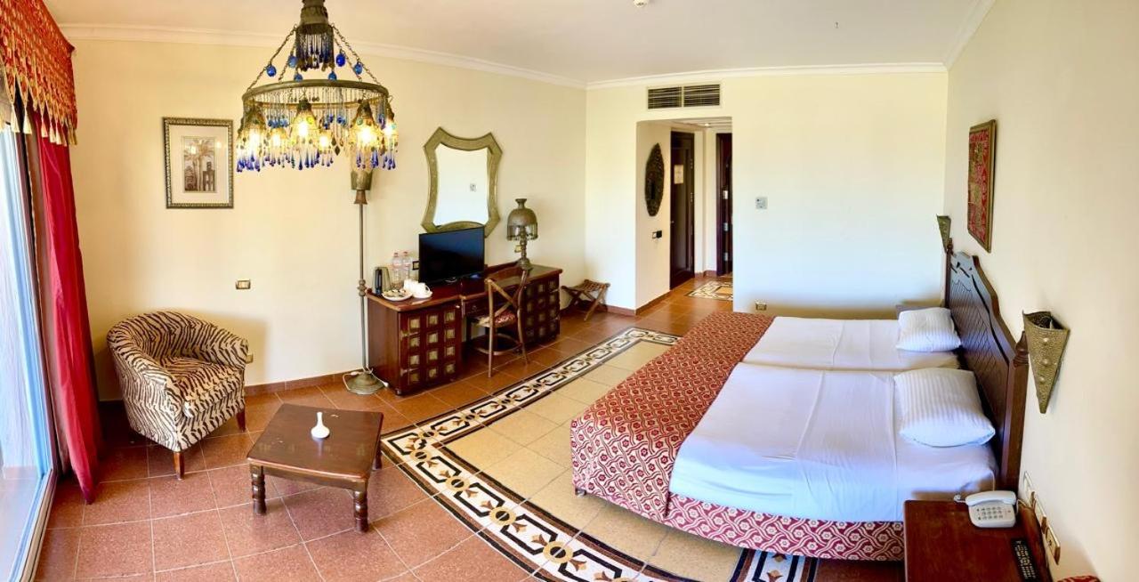Harem At Coral Bay Hotel 5*