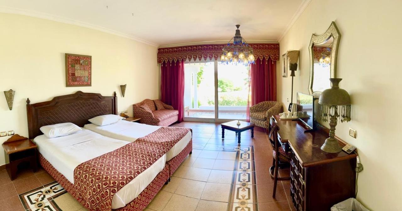 Harem At Coral Bay Hotel