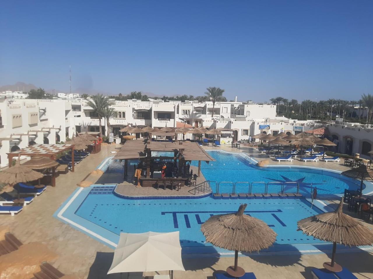 Tivoli Hotel 4*